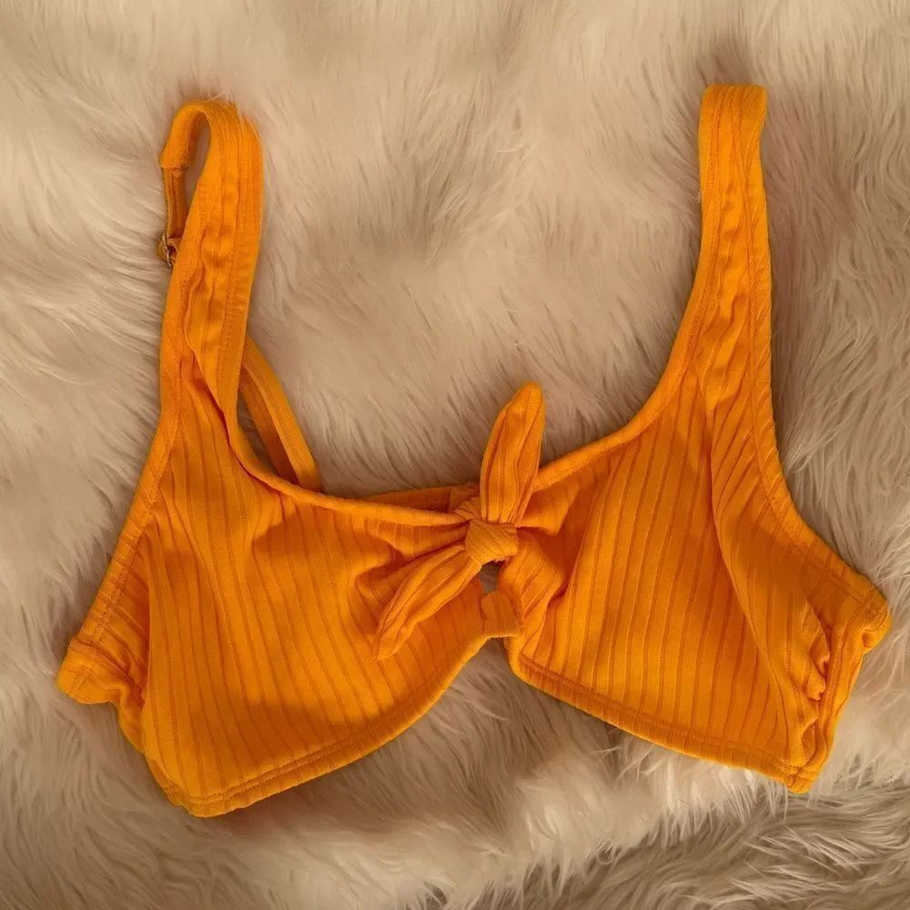 Yellow bikini top - Picture 3 of 4